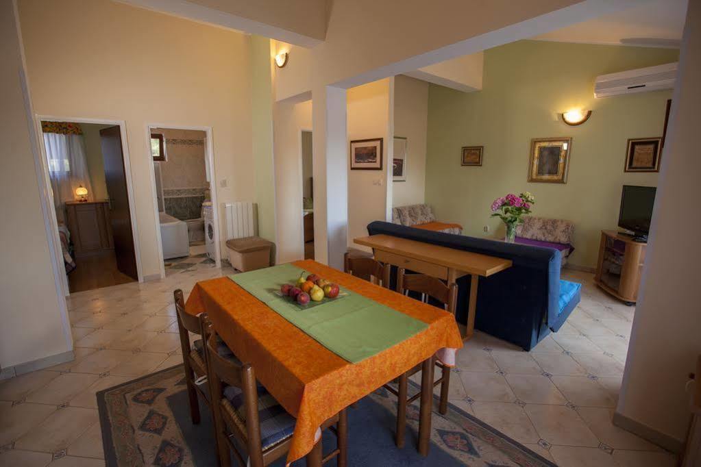 Apartments Villa Ban Ρόβινι Εξωτερικό φωτογραφία